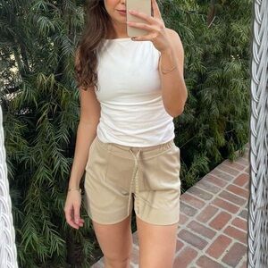 Lululemon beige casual shirts size 4 / they have a few marks